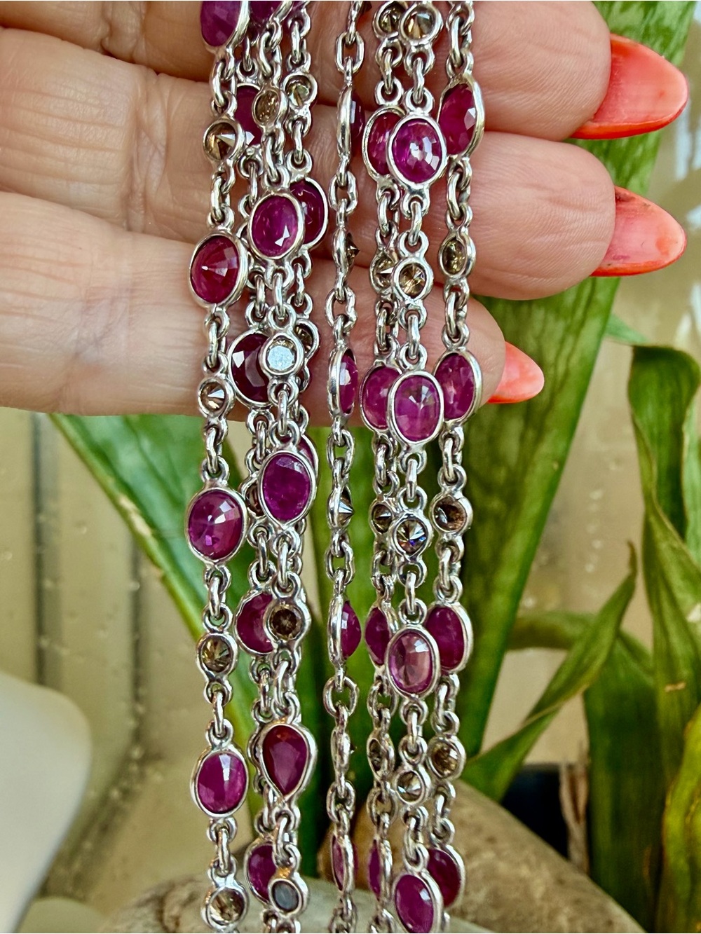 18 karat gold, ruby, and diamond necklace - Picture 9 of 10